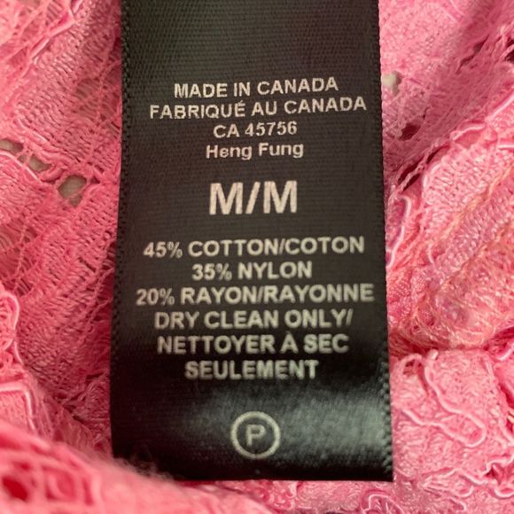 Smythe Pink Scalloped Lace Top Blouse Size Medium Buttoned Cowl Neck Designer - Picture 7 of 7